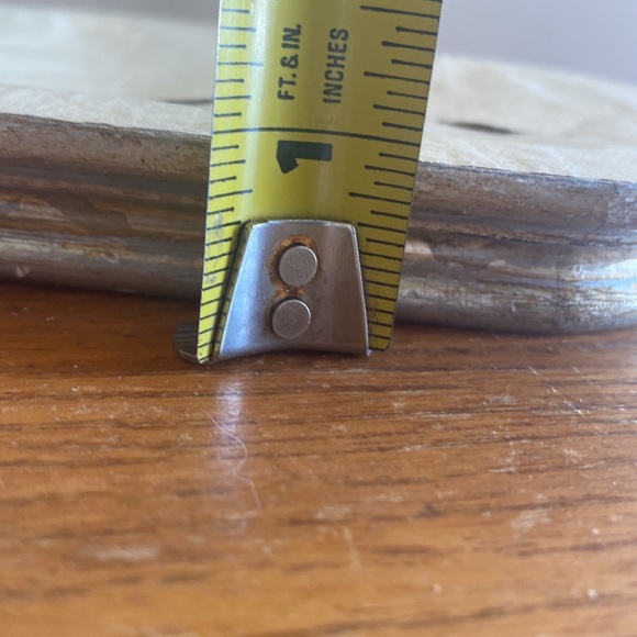 Vintage made in Italy oval antique finish wooden decorative 7” x 5 1/2” mirror - Picture 10 of 10